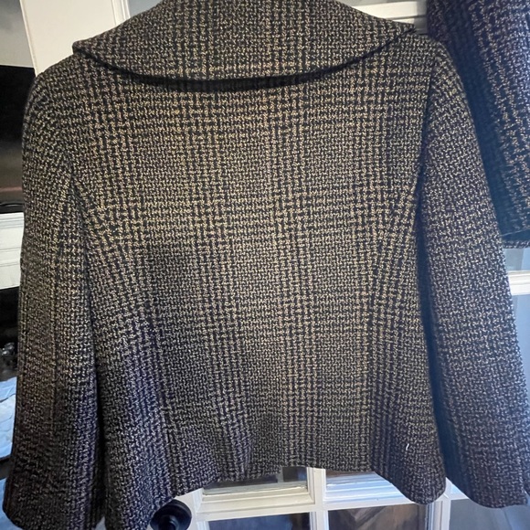 Ann Taylor 2PC Blazer with Skirt SZ 6 - Picture 7 of 7